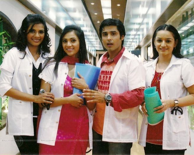 33078-shilpa-anand-sunaina-gulia-pankit-thakker-and-muskaan-mehani