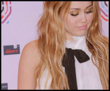 24774897_CPKHZLNDD - for lovestoryformiley