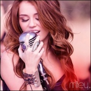 24775168_QNEAKHDHY - for lovestoryformiley