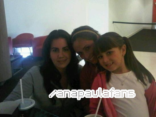 1277968873932_f - Anahi y Ana Pau