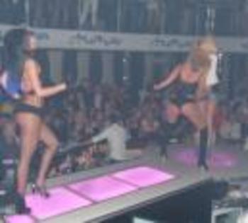 concert_alexandra_stan_cu_al_ei__lollipop__saturday_night_super_party_60535[1]