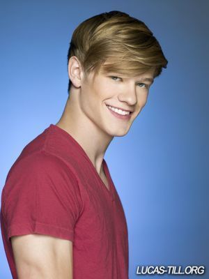 Lucas (1) - Lucas Till