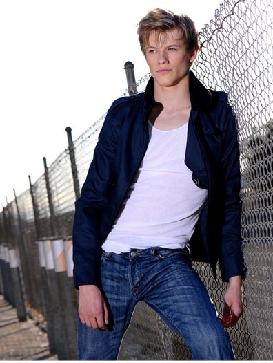 Lucas (5) - Lucas Till