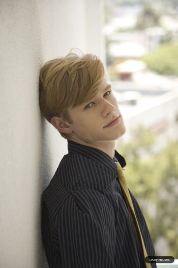 Lucas (17) - Lucas Till