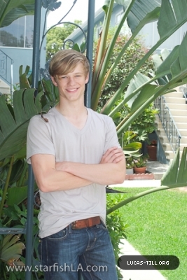 Lucas (21) - Lucas Till