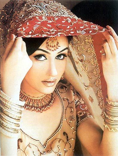 pakistani-wear-dresses-for-bride - Podoabe indiene2