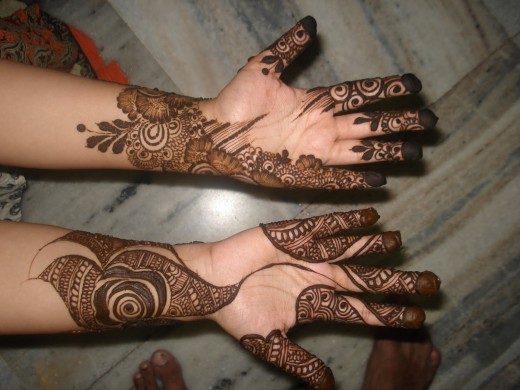 Simple-Easy-Wedding-Mehndi-Design-520x390