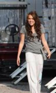 The_Last_Song_1262701240_0_2010 - poze miley cyrus si hannah montanna