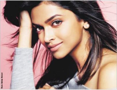 Deepika - Cine este mai frumoasa