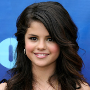 selena_gomez270[1] - Selena Gomez