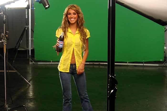 anahi32yh8