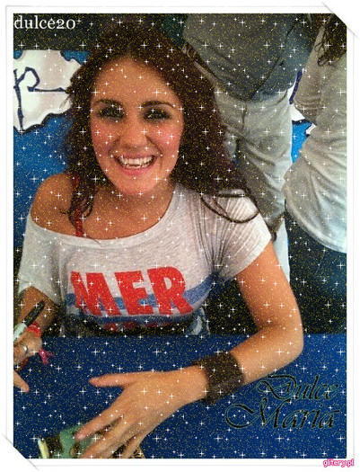 0073150529 - Dulce Maria Glittery