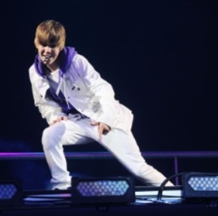 justin-bieber-concert-june-2010 - Justin Drew Bieber