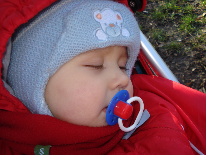 AM TRAS PE DREAPTA:)