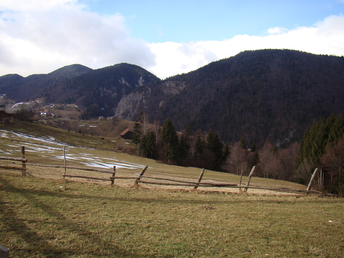 DSC09918 - vacanta sat Magura 2011