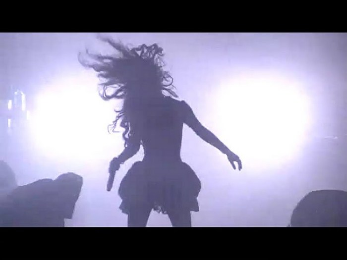 OgAAAJZxidqqekbt-JVQtzm6BzUCvBNj0d-oP1 - Any O Zana In Concerte Solo