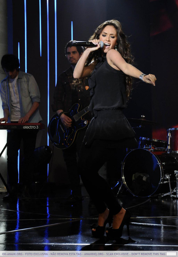 any608 - Any O Zana In Concerte Solo