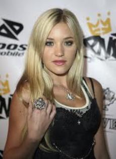 amanda michalka (25)