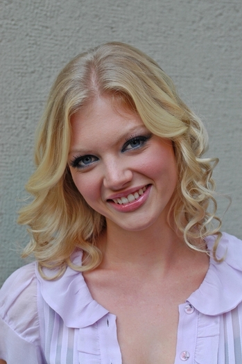 Cariba Heine