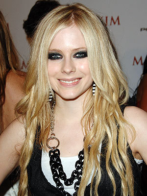 Avril Lavigne Biography Avril Lavigne Biography - poze avril lavringe