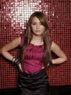 16133195_MEVQGXRGZ - wow wow wow