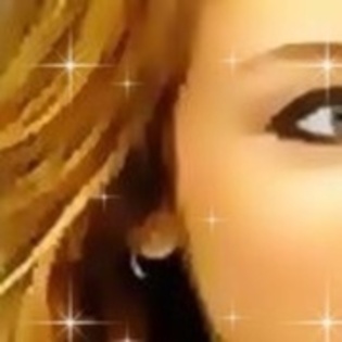 24999805_SVKCNELVI - wow wow wow