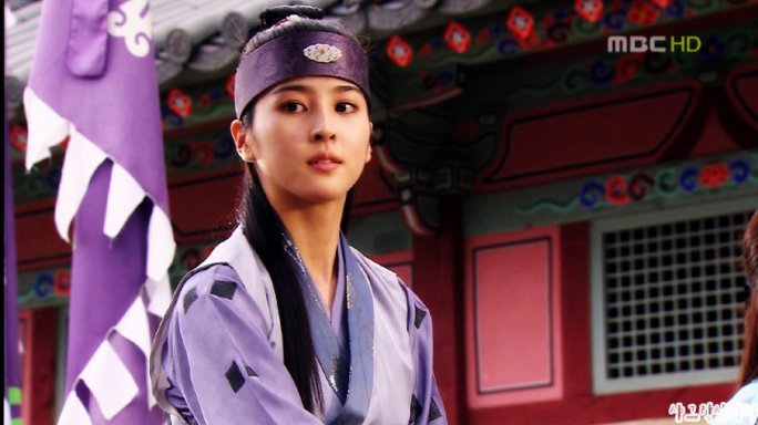 63638_175254619175822_100000738547800_421860_3741631_n - Jumong