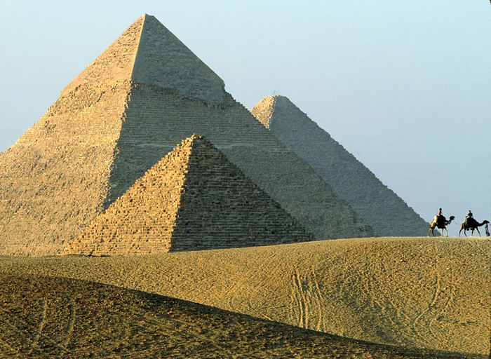 piramidele din egipt - peisaje de neuitat