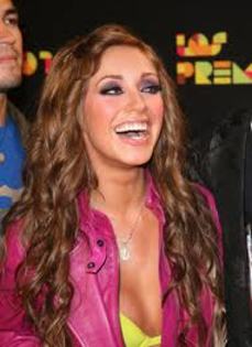 images[9] - Anahi