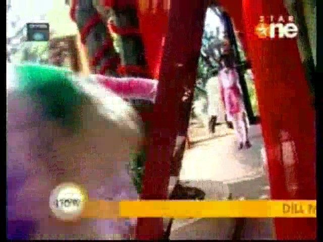 bscap0113 - Holi - Dance Pe Chance