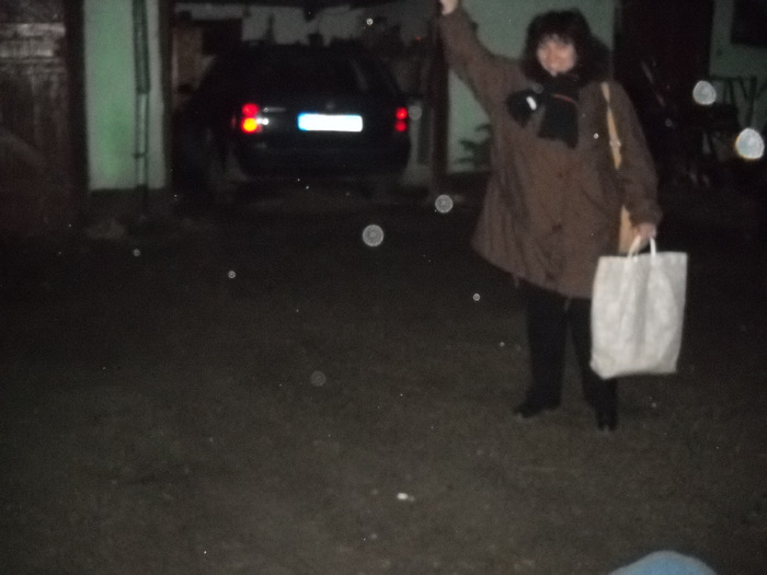 un, doi, trei, un, doi, trei, ....siiiiiii