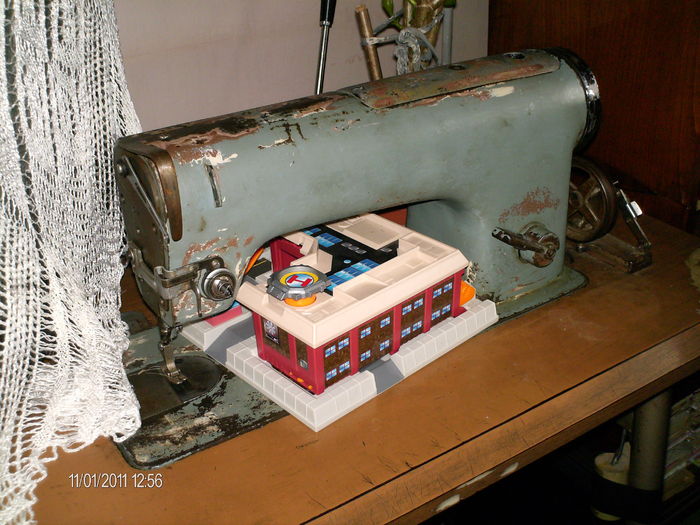 masina de cusut simpla