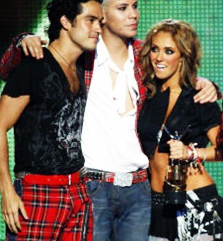 110270738zv2fr9 - Any Si Fatsa Ei Superba De Inger Divin