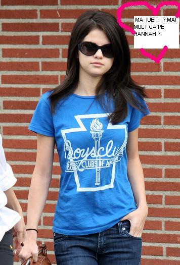 SELENA SPUNE CEVA!