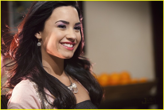 demi lovato sterling knight date 06