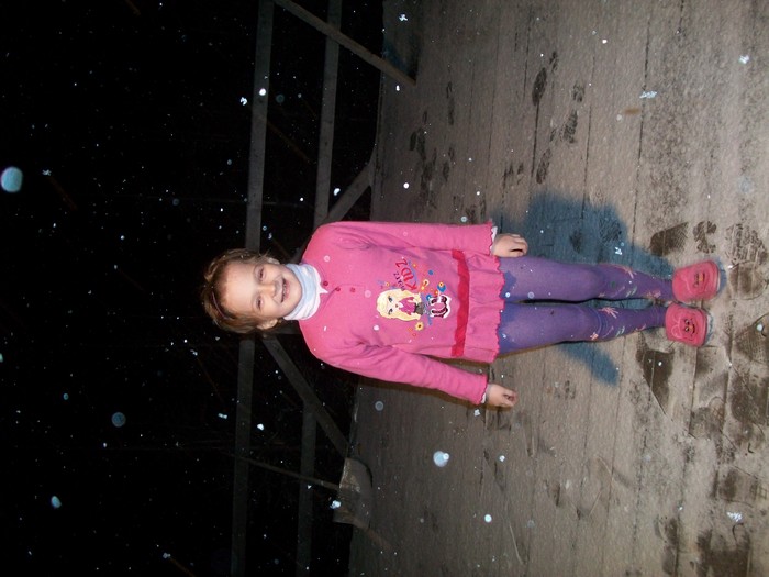100_0581 - eu si sora mea la munte in statiunea ranca 2011