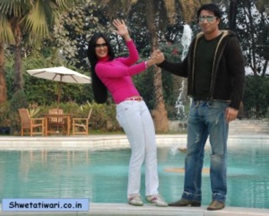 sanjeet-bedishweta-tiwari-6-300x241 - Shweta Tiwari - Aradhana Sareen