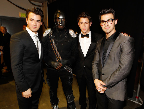 52nd+Annual+GRAMMY+Awards+Backstage+HX-pTQE0ejKl - 52nd Annual GRAMMY Awards - Backstage