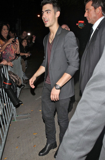 Joe+Jonas+Celebrities+Arriving+Chateau+Marmont+56QLMnoX0qYl