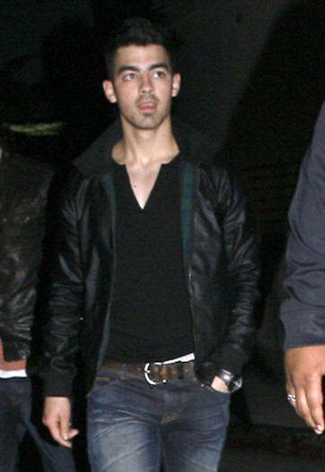 Joe+Jonas+Chace+Crawford+Joe+Jonas+Out+Hollywood+syg8Ukz_Gvfl - Chace Crawford abd Joe Jonas Out In Hollywood