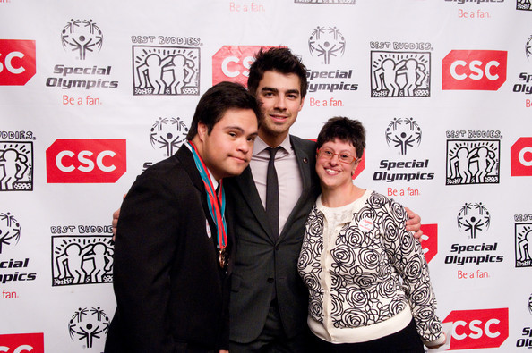 Special+Olympics+Best+Buddies+Support+Eunice+_2VhdLcENEfl - Joe Jonas Out For Lunch At The Kings Road Cafe