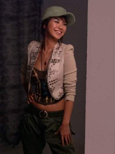 photo12432ks1 - Song Ji Hyo