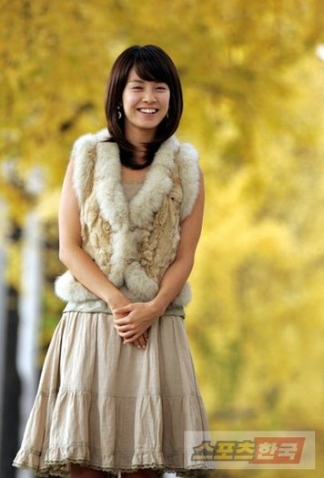 img272192211317114469gu - Song Ji Hyo