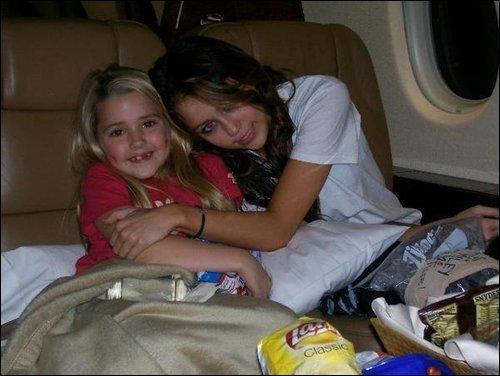 PPQRNRBVVZNXWAFEFEK - Miley Cyrus poze private