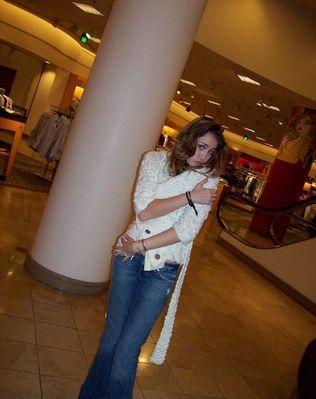 SXELXOERCDZFDCVPJXY - Miley Cyrus poze private