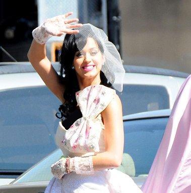 Katy-Perry-Wedding-Pictures1 - poze katty perry