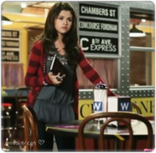 23455532_NYBYEHSPN - cel mai super album cu toate vedetele disney preferate