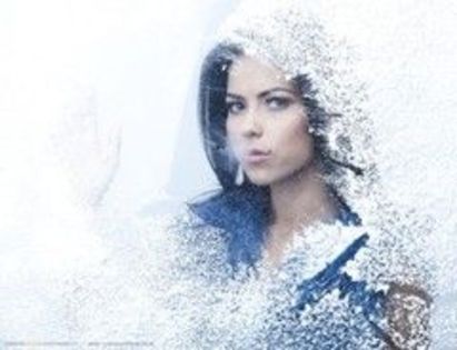 In-2011--Inna-este-Powerless--album-nou-