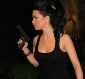 inna whit dino