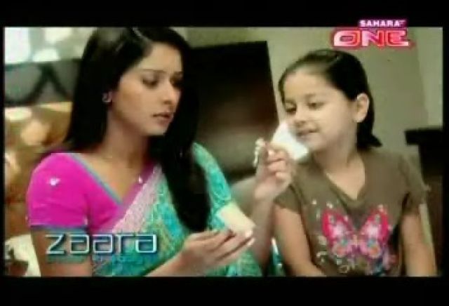 25523946_AKDVEDGCB - Zaara pyaar ki saugat